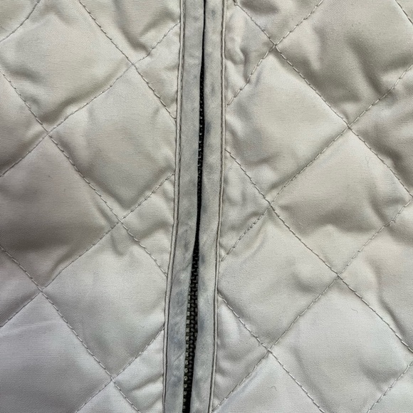 Eddie Bauer Cream Quilted Goose Down Vest Size XL - Picture 4 of 10